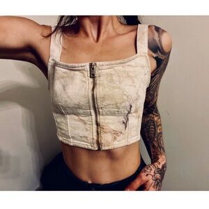 Guess Cream Zipper Crop Top